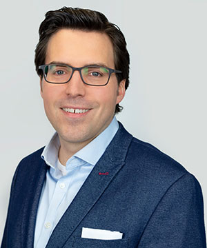 Dr. Florian Nitzsche Dr. Florian Nitzsche